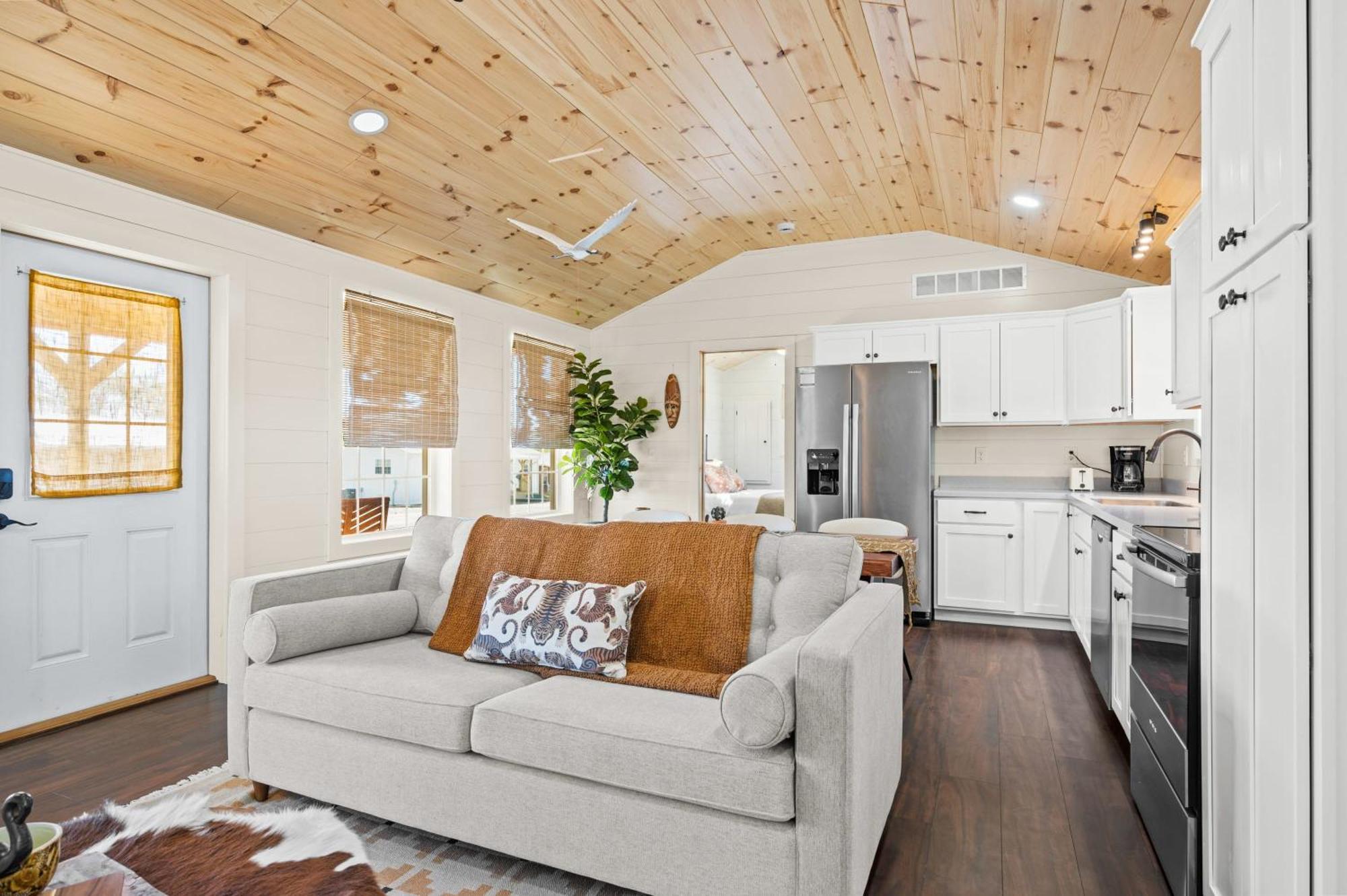 The Lodges At Eden Reserve - Cabins Near Ark ويليامزتاون المظهر الخارجي الصورة